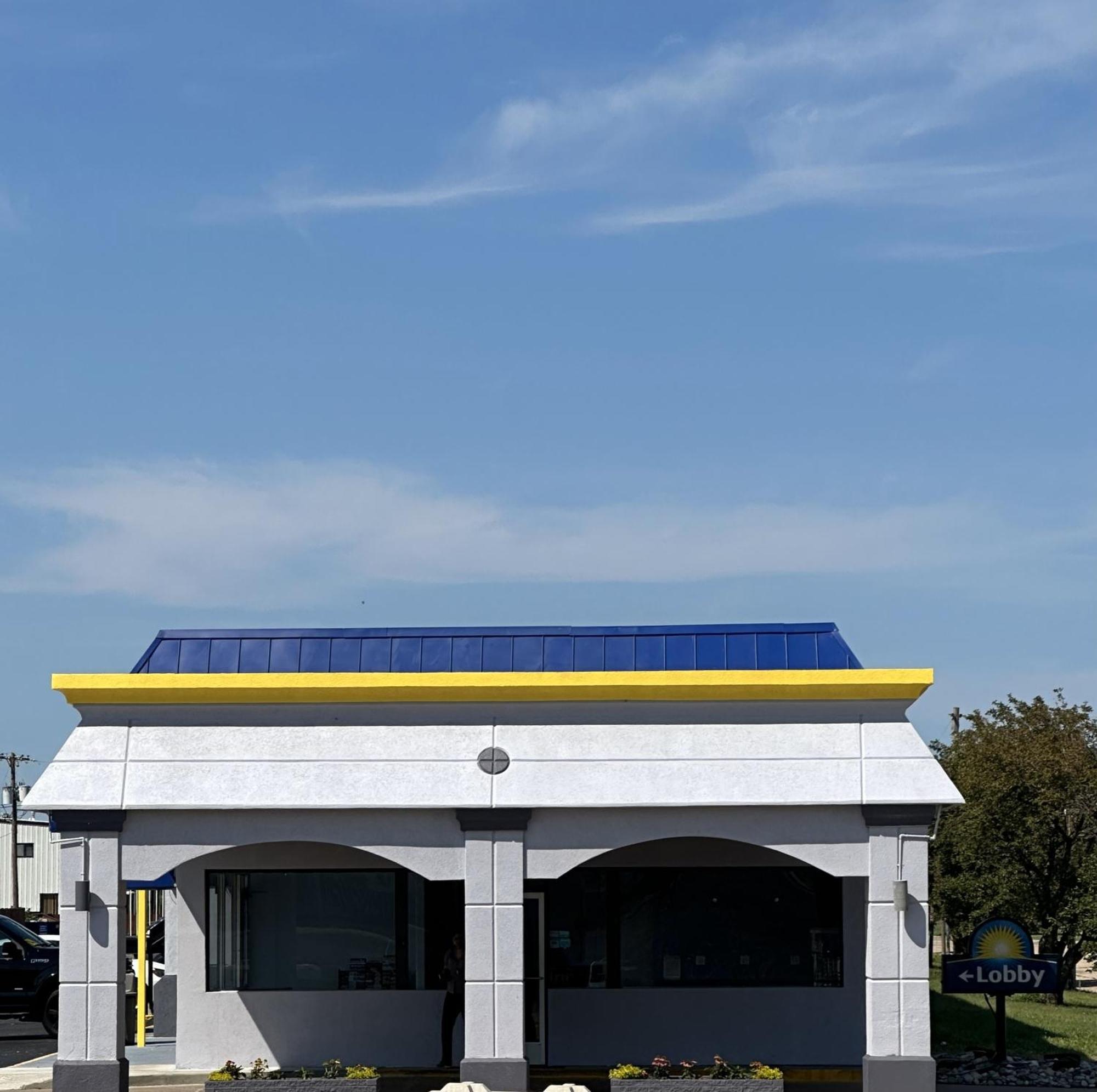 Days Inn By Wyndham Salina South Exterior foto